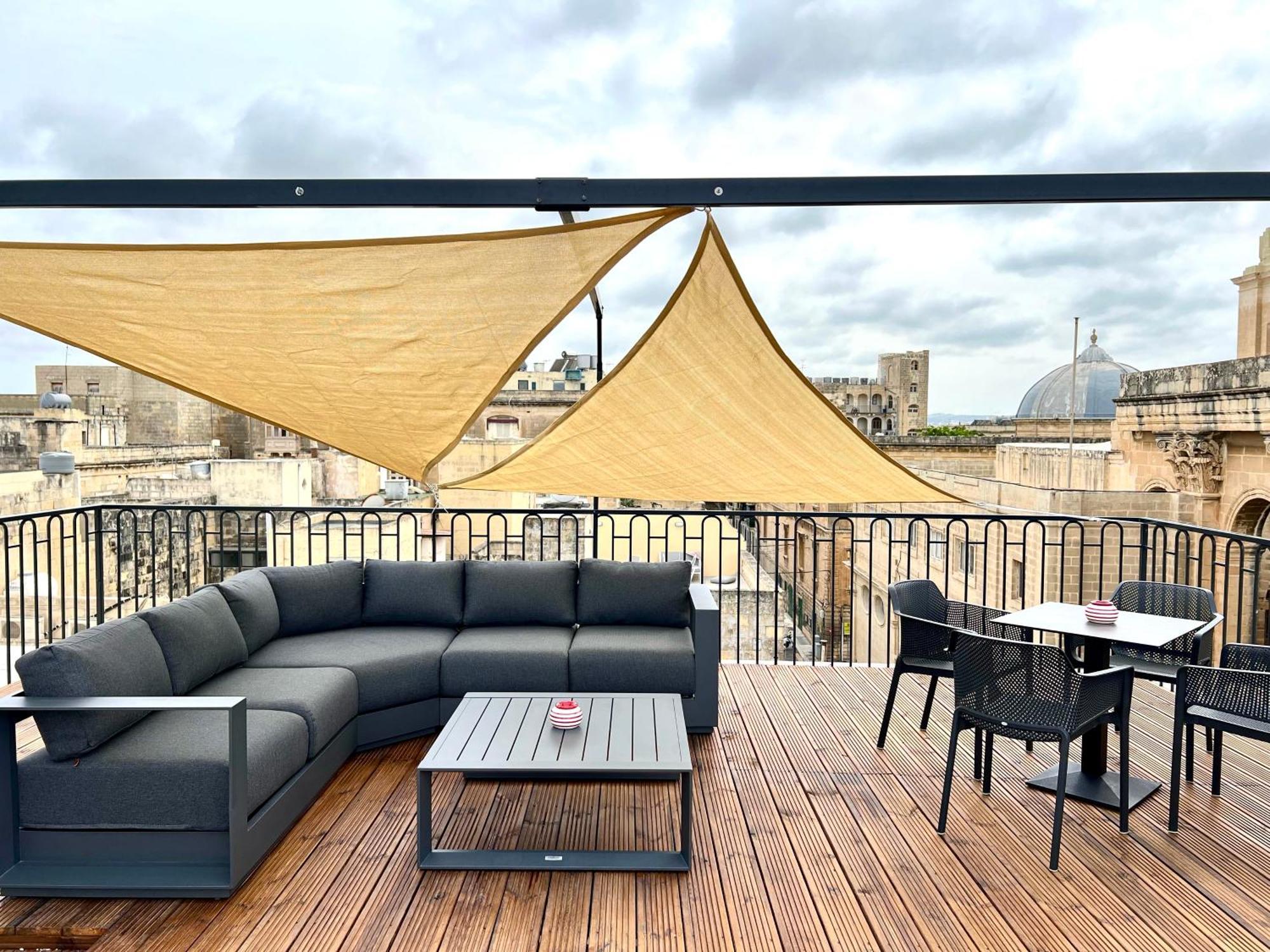 Florette Suite 1Br With Stunning Lounge Terrace By Arcobnb Floriana Eksteriør billede