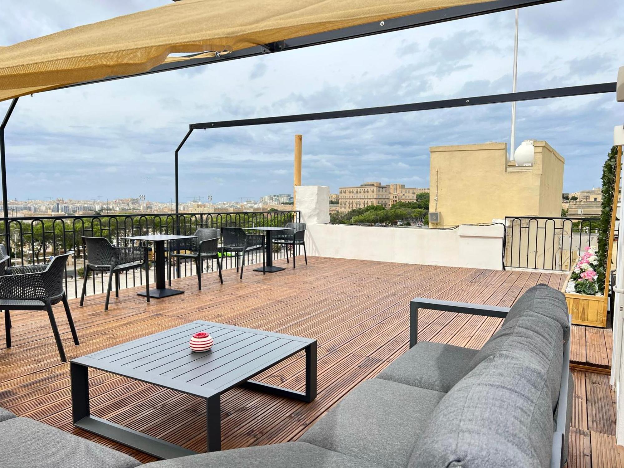 Florette Suite 1Br With Stunning Lounge Terrace By Arcobnb Floriana Eksteriør billede