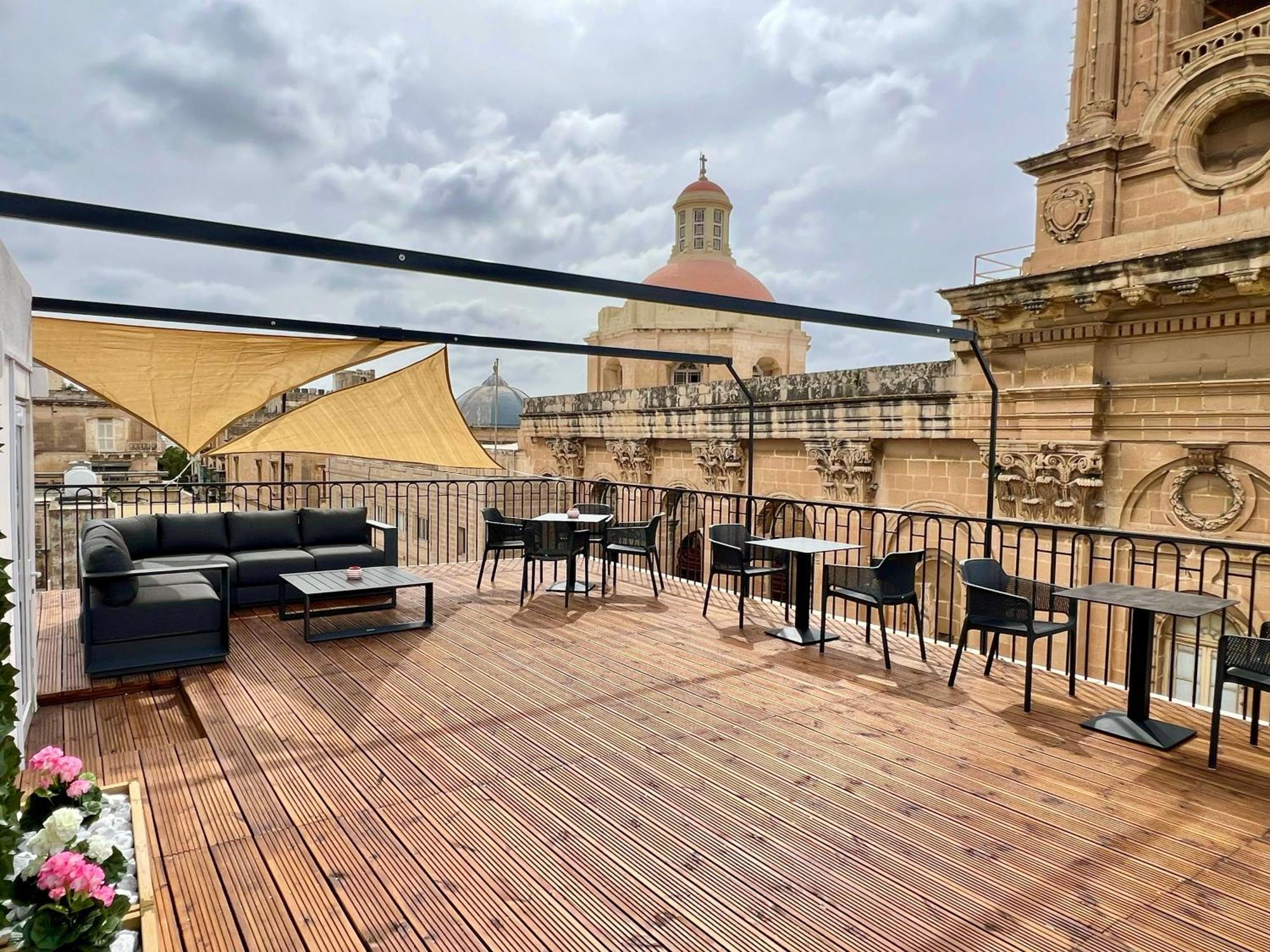 Florette Suite 1Br With Stunning Lounge Terrace By Arcobnb Floriana Eksteriør billede
